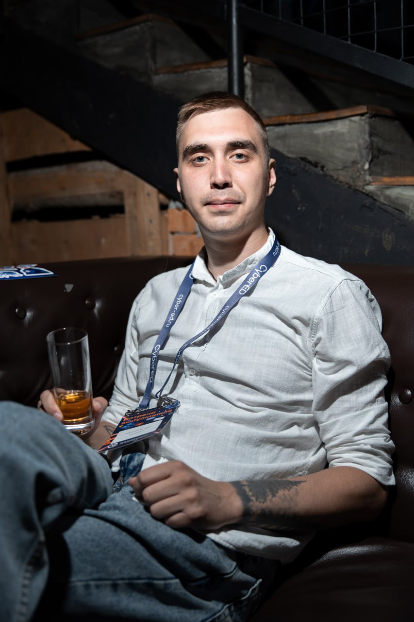Валерий Образцов
